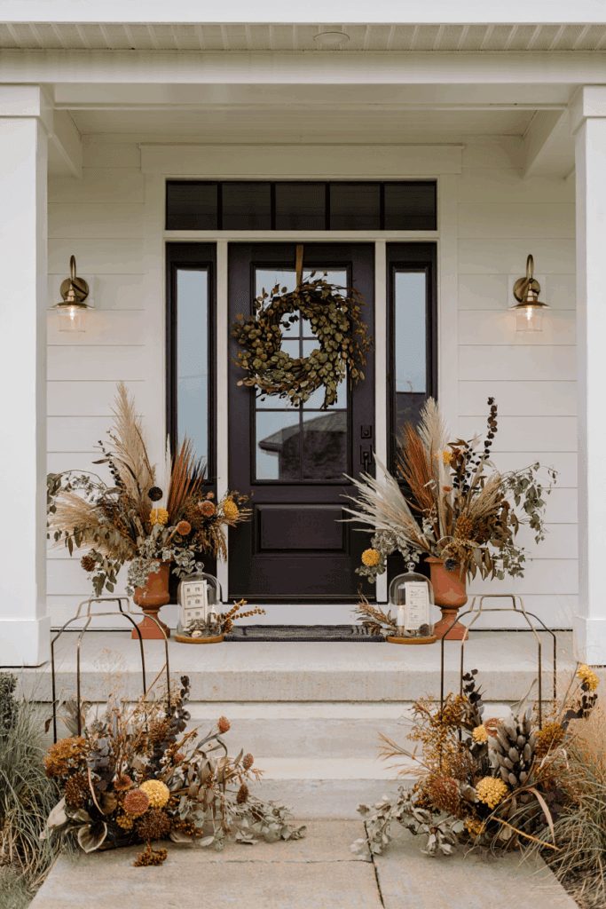 19 Fall Porch Decor Themes That Aren’t Just “Pumpkins Everywhere” 2