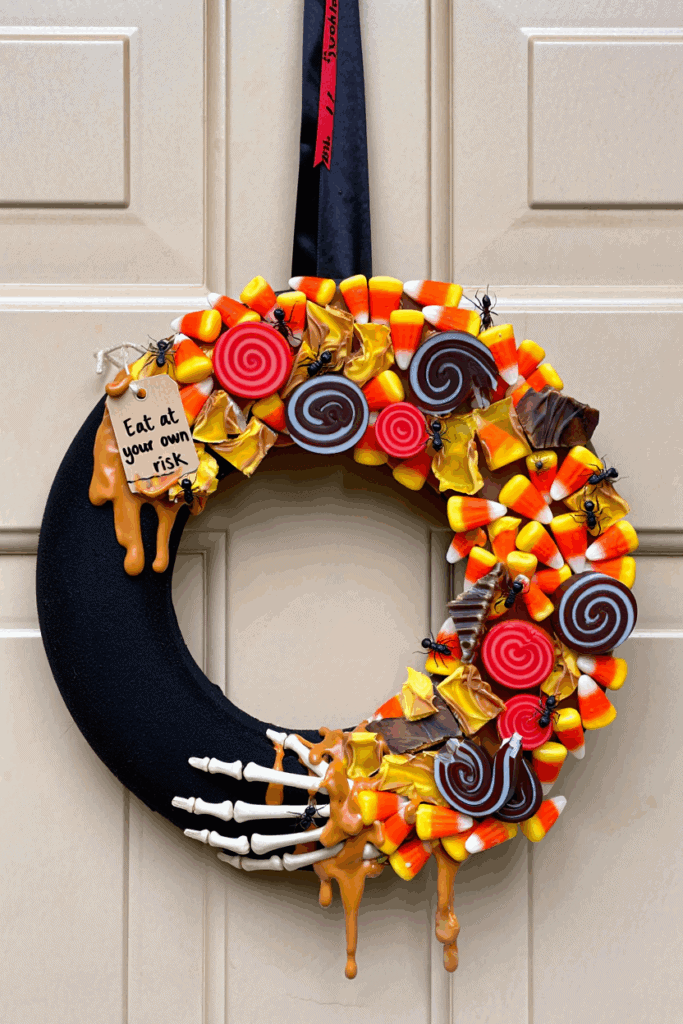 35 Spooktacular DIY Halloween Wreath Ideas That Skip the Copy-Paste Look 23