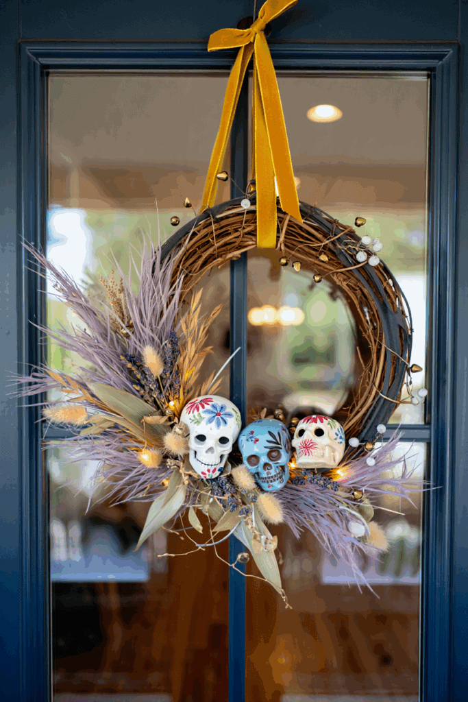 35 Spooktacular DIY Halloween Wreath Ideas That Skip the Copy-Paste Look 1