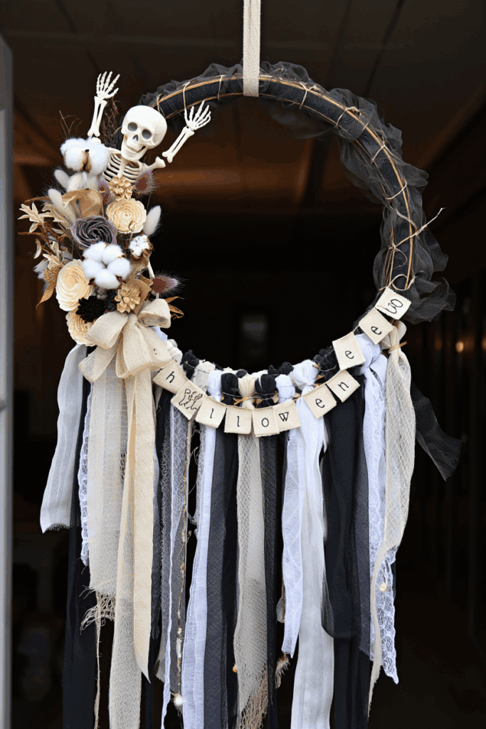 35 Spooktacular DIY Halloween Wreath Ideas That Skip the Copy-Paste Look 19