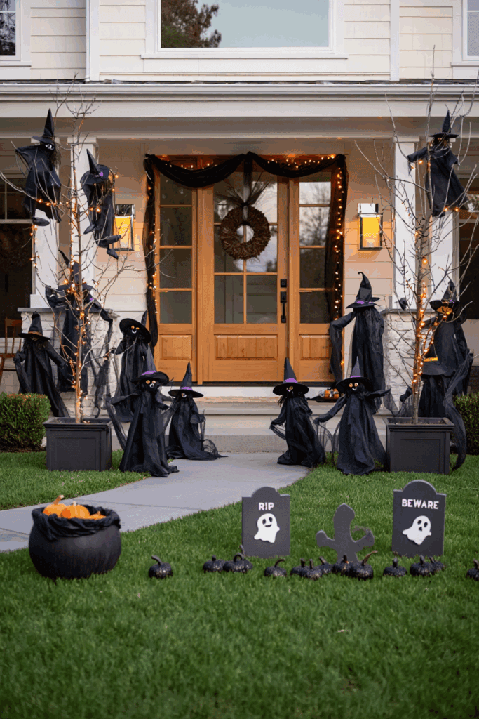 38 DIY Front Yard Halloween Decorations That Are Seriously Next-Level 12