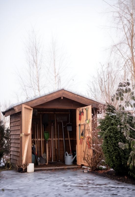 Clean and Tidy up Your Shed as Winter Starts